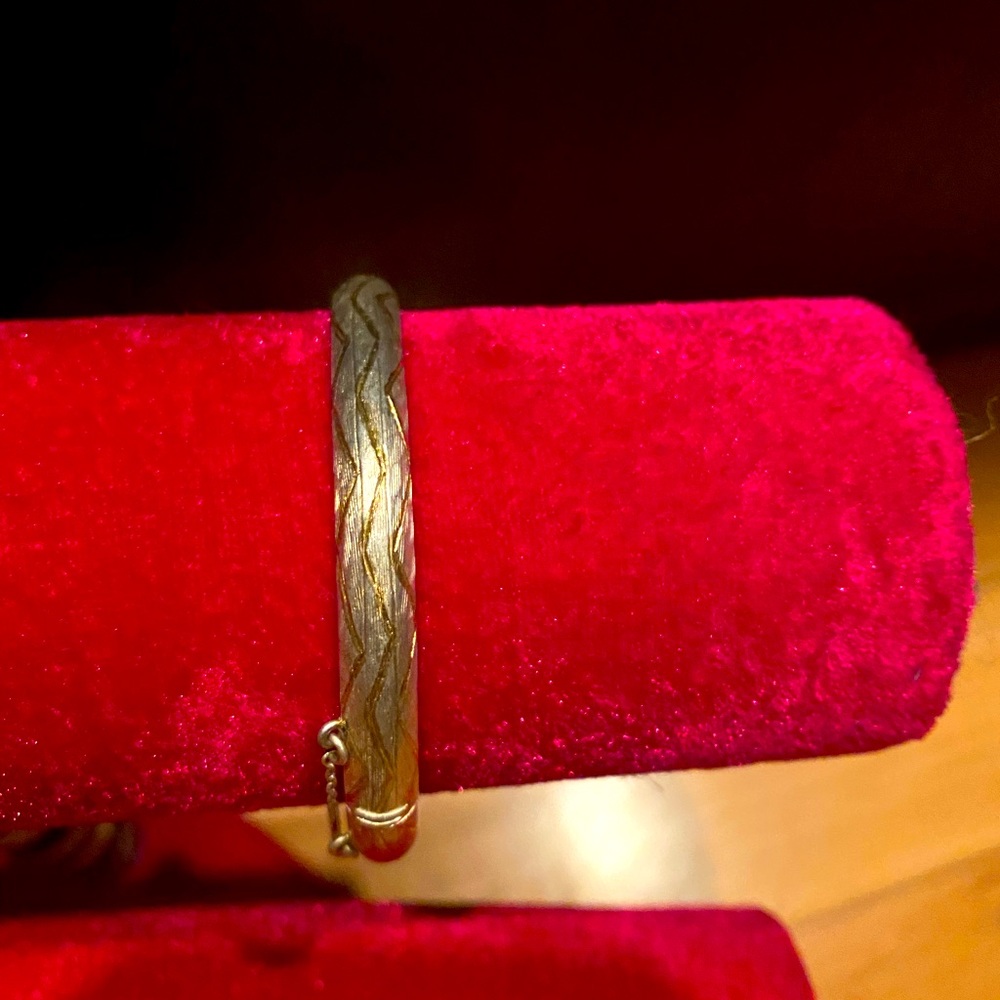 Sterling bangle vintage